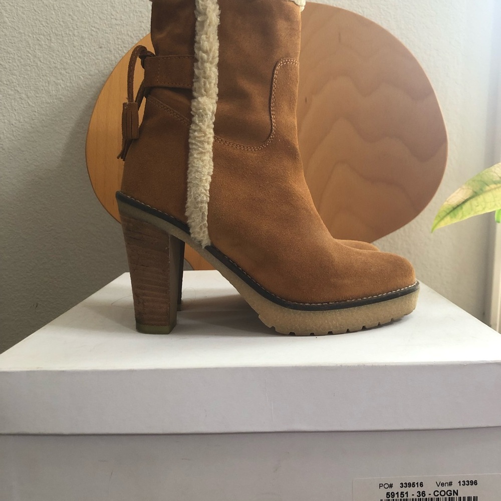 Sundance Dulce de Leche Tassle Boots - Picture 5 of 7